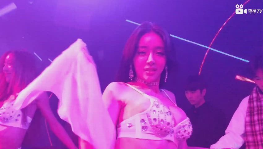 asian big ass big tits dance korean lapdance nightclub sexy twerking clip