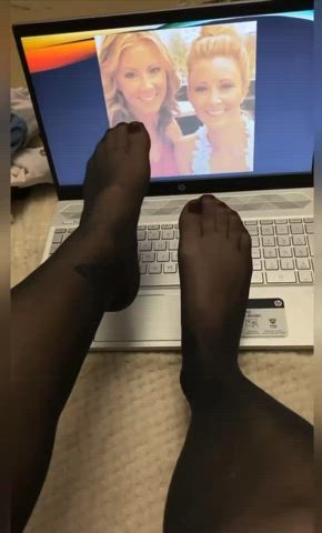 blonde family feet milf pantyhose toe sucking twins wife clip