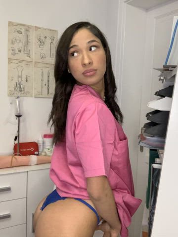 19 years old 2000s porn ass big ass booty nurse onlyfans tease teasing clip