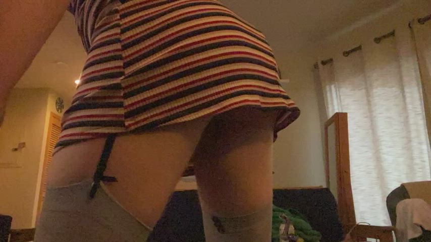 Bet you can’t make me cum by eating my ass