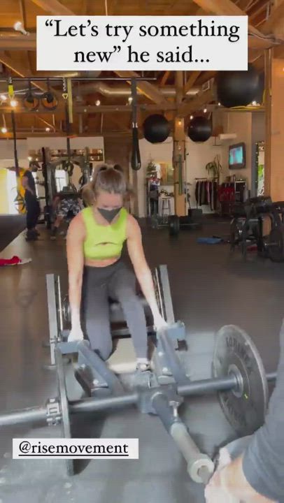 Alison Brie Spandex Workout clip