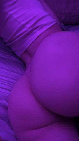 [f] petite girls have the tightest holes ;)