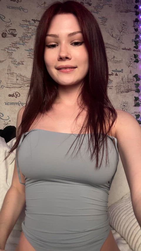 barely legal big tits bouncing tits huge tits petittits petite redhead teen teens