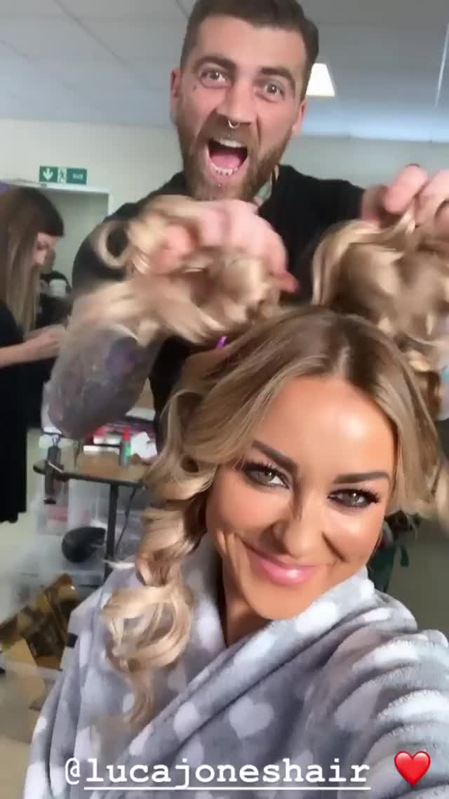 Celebrity clip