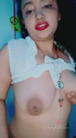 amateur big tits curvy homemade latina lips milf mom nipples clip