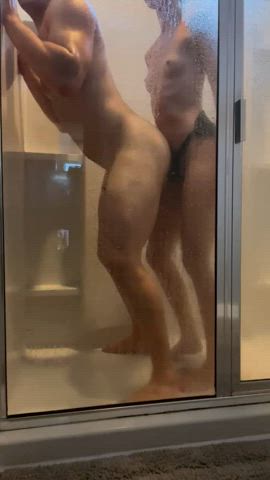 Shower pegging is the best way to start the day ;)