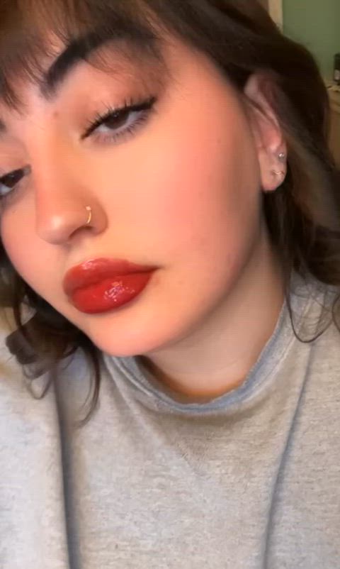 Been trying lipstick recently and I love it! What do you think? 