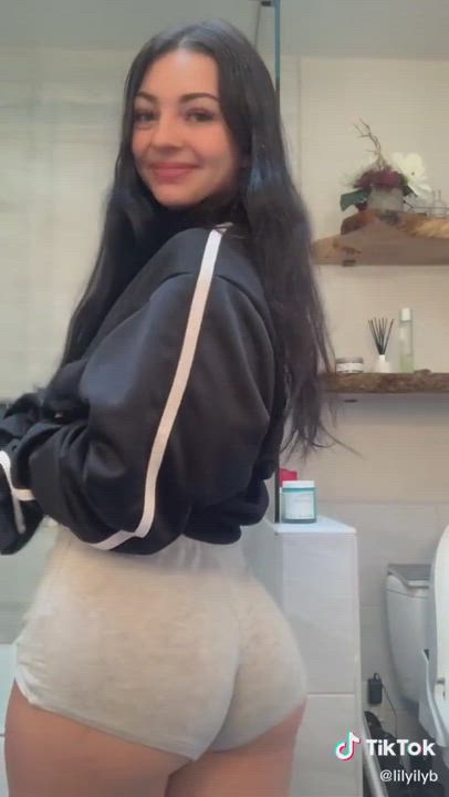 Big Ass Cute TikTok clip