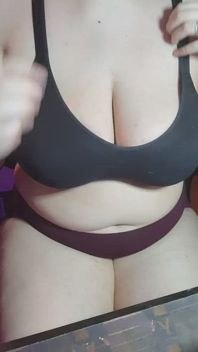 Another titty drop with more play ;)