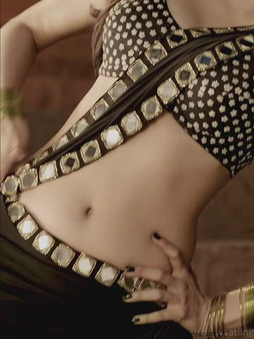 Kajal Aggarwal is one hell of a seductress