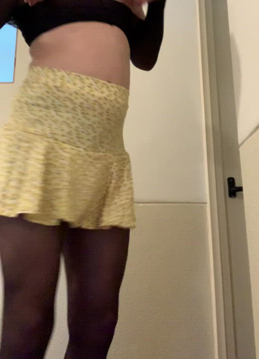 So Happy With My New Yellow Skirt!