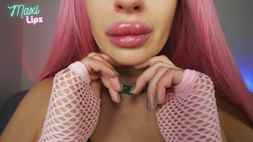 fishnet lips lipstick fetish milf maxi lipz pink tongue fetish clip