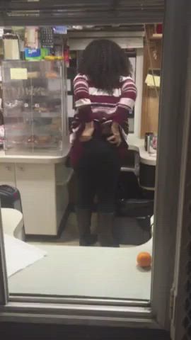 big ass booty coworker cute flashing nerd public voyeur worker clip