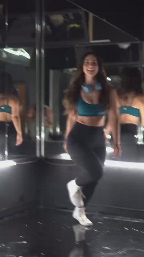 dancing fit fitness gym pawg clip