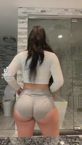 Ass Bubble Butt Latina clip