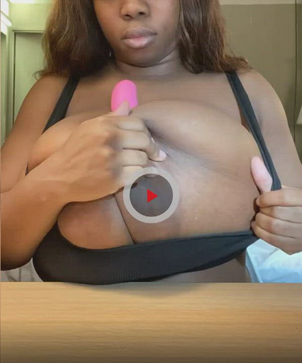 Big Tits Ebony Tit Fuck clip