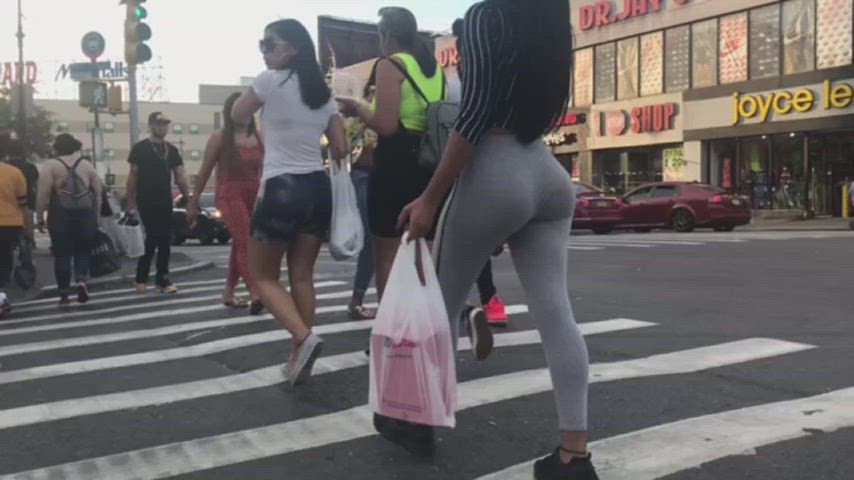 brunette candid ebony pawg public usa voyeur clip