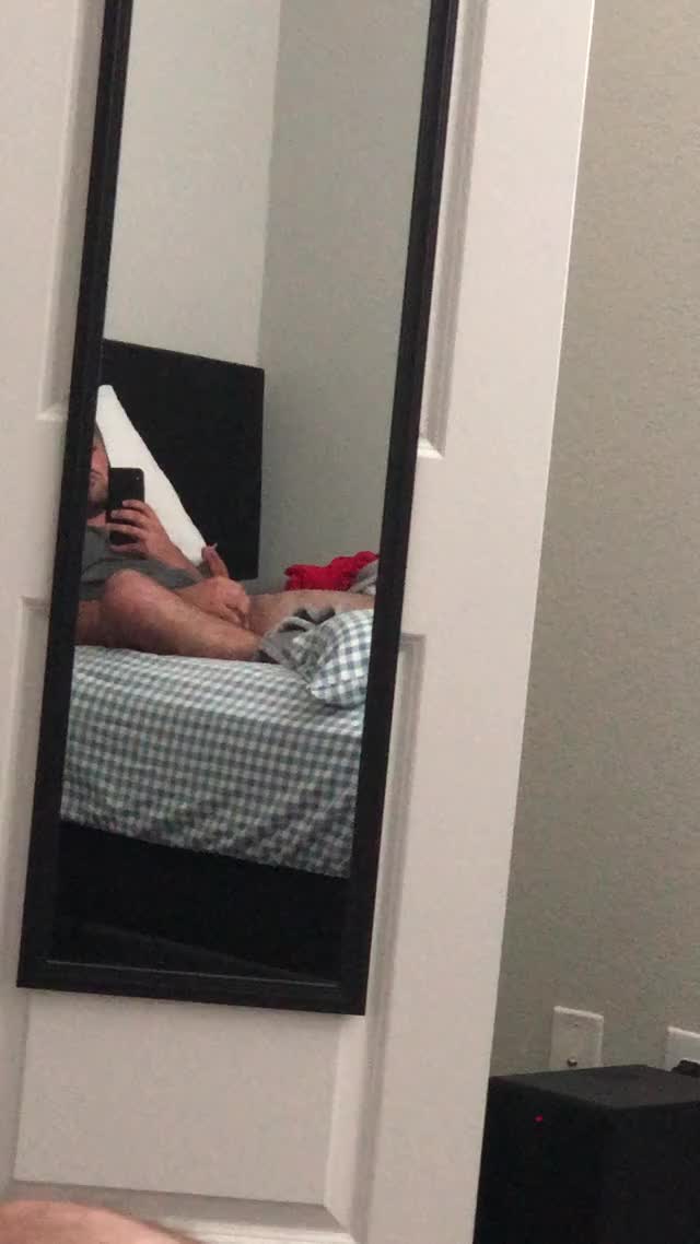 (M)y mirror is too far ?