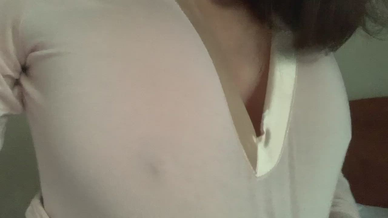 Big Tits Boobs Brunette clip