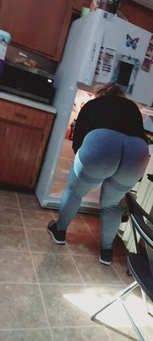 big ass curvy yoga pants clip