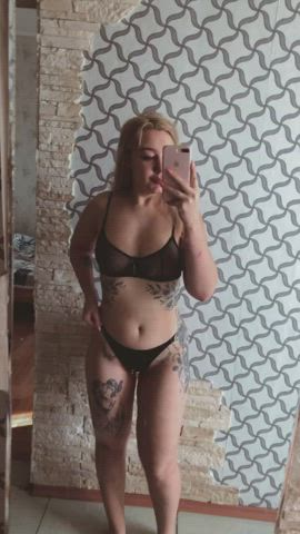 Blonde Mirror OnlyFans clip