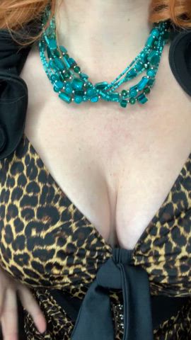 babe big tits boobs bouncing tits cleavage cosplay huge tits milf squeezing tits