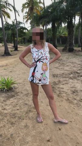 Big Tits Flashing Natural Nudist Outdoor Public Undressing clip