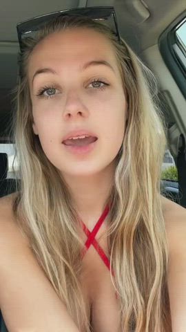 Big Tits Bikini Blonde Busty Cleavage TikTok clip