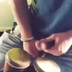 Cock bongos
