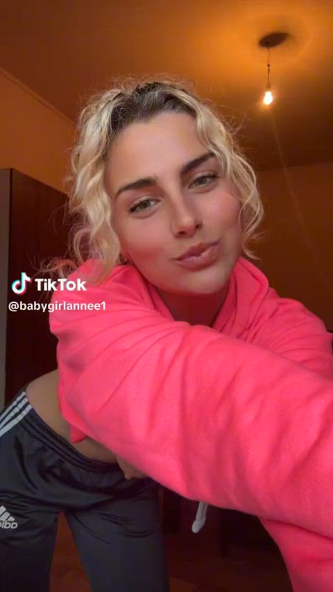 Anne - More tiktok flash vids on my TT likes