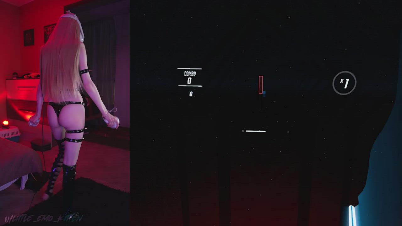 D-Os from One Punch Man playing beat saber!