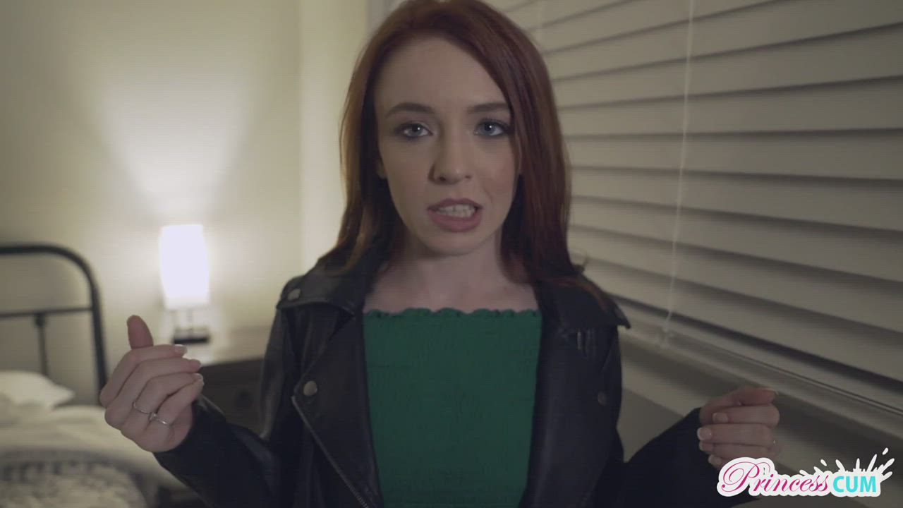 Madi Collins - My step-sisters first time "Your mom's gonna be pissed at you