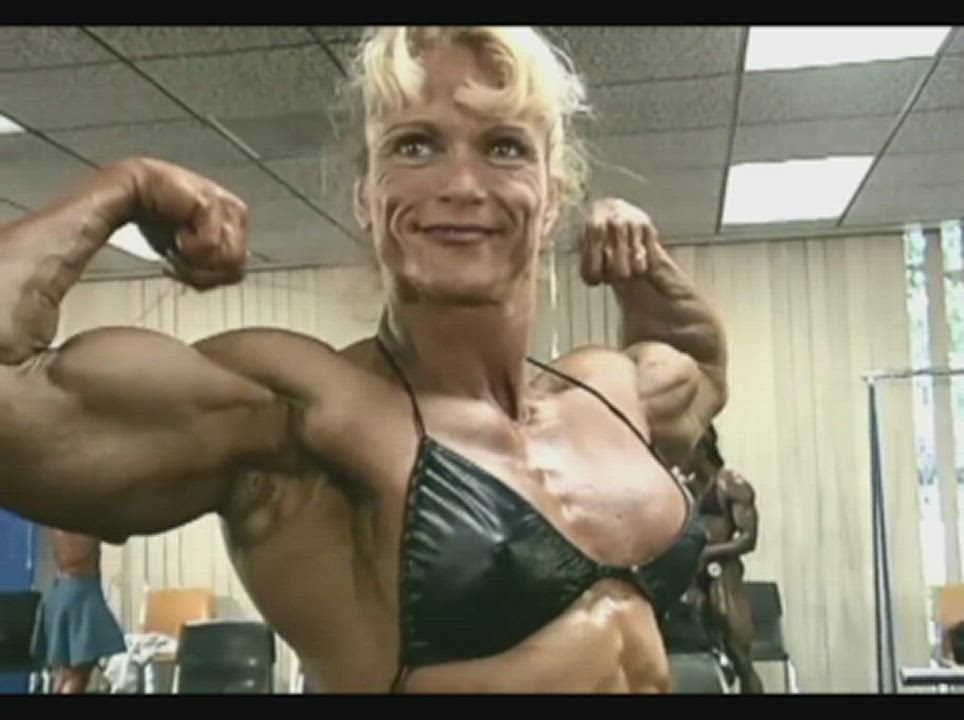 Bodybuilder Muscular Girl Muscular Milf clip