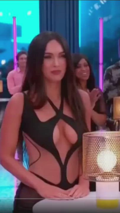 Big Tits Dress Megan Fox clip