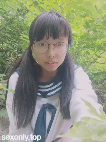 asian barely legal camgirl cute glasses kawaii girl onlyfans teen tiny clip