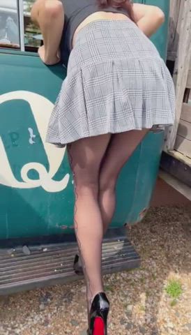 High Heels Outdoor Pantyhose Upskirt clip