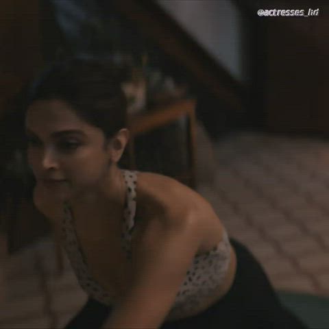 Cumdevi Deepika Padukone Looked Hot &amp; Sensual in Every Scene of Gehraiyaan..Just