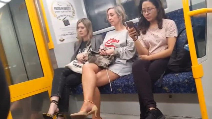 Caught 2 girls staring at my bulge in the metro