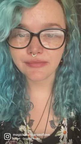 Free page below, Polyamorous slut at your service