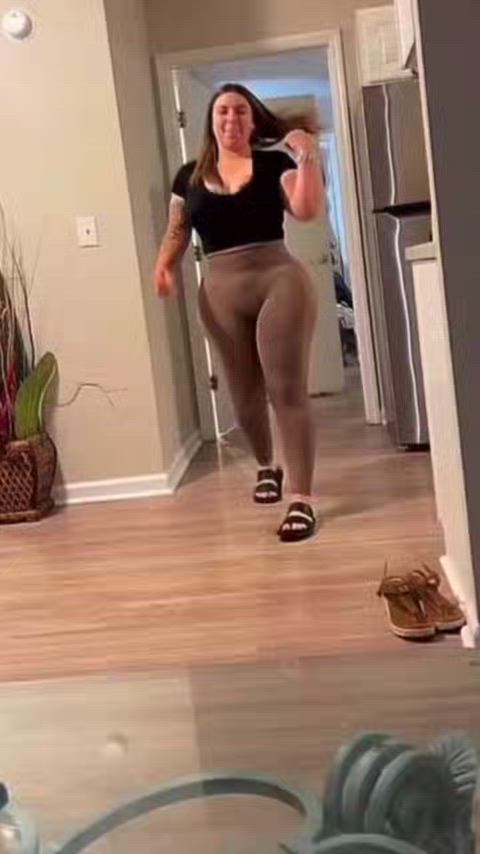 body bubble butt latina milf thick thick thighs clip