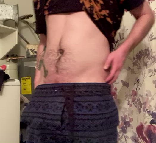 26 M Montrose, looking for F fun.