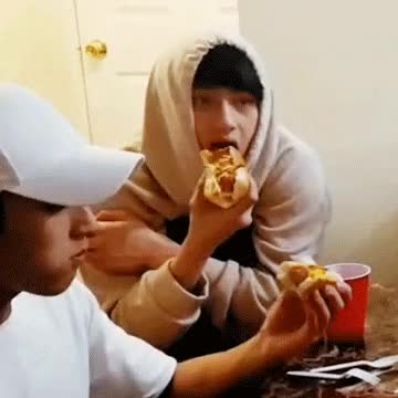 Jun & Mingyu Eating Hotdogs