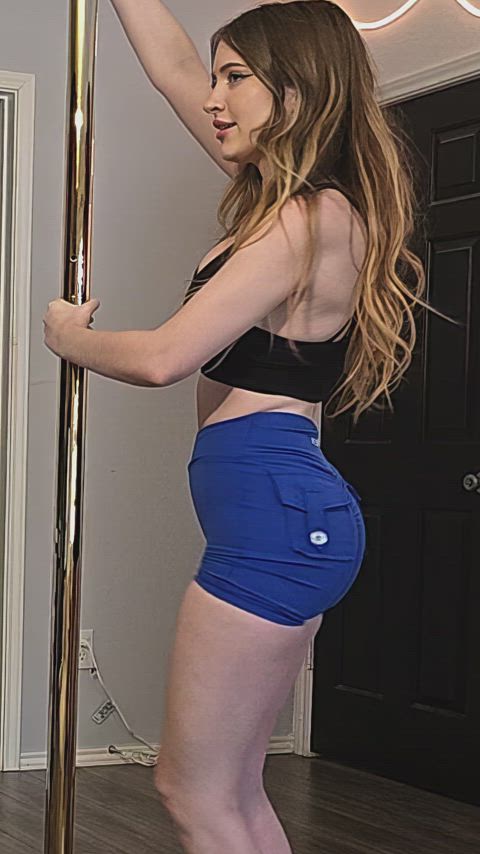 ass pole dance teen clip