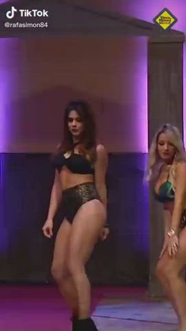 Brazilian Brunette Bubble Butt Dani Goddess Tease clip