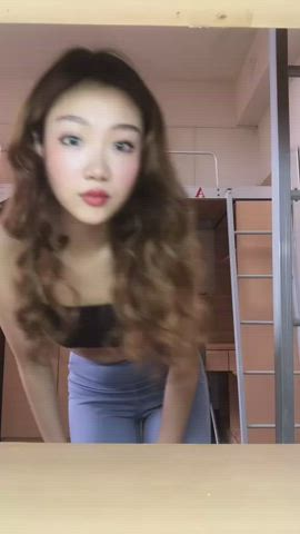 Asian Facesitting TikTok clip