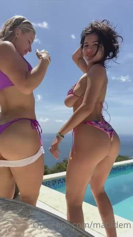 big tits bikini jiggling latina natural tits onlyfans slow motion teen clip