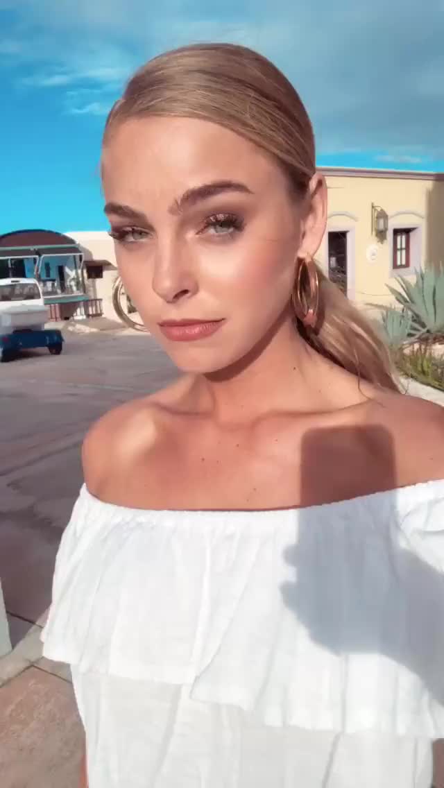 Elizabeth Turner clip