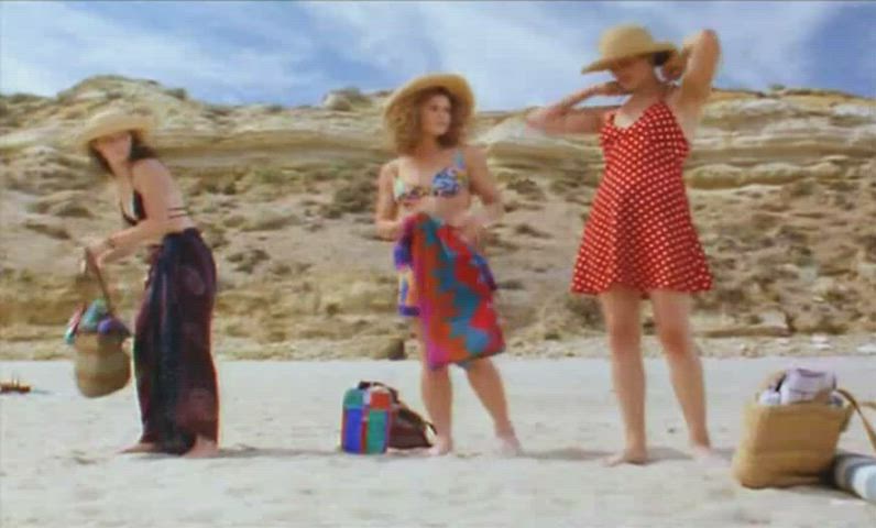 Adorable (Bonnie-Jaye Lawrence, Jennifer Ross, Zara Collins - Maslin Beach (AU1997))