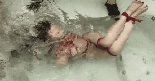 Underwater Bondage Struggle