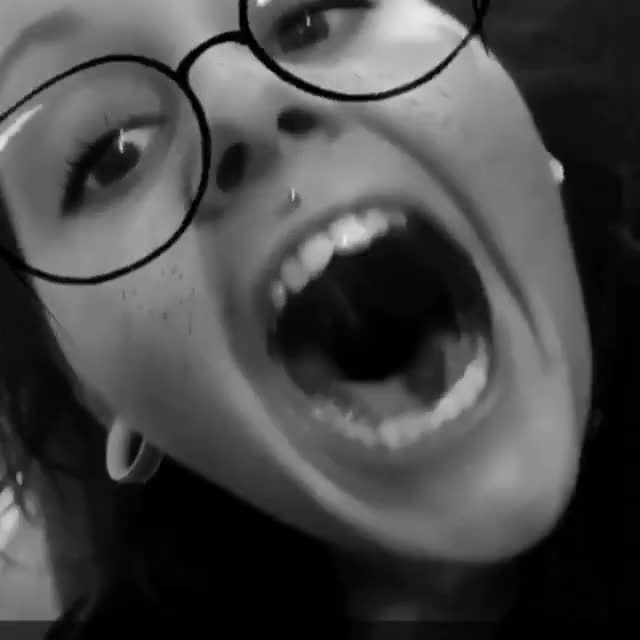 @sativa_suicidex3 took our uvula challenge and one upped everyone. She’s showing